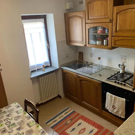 Family House: Apartamento